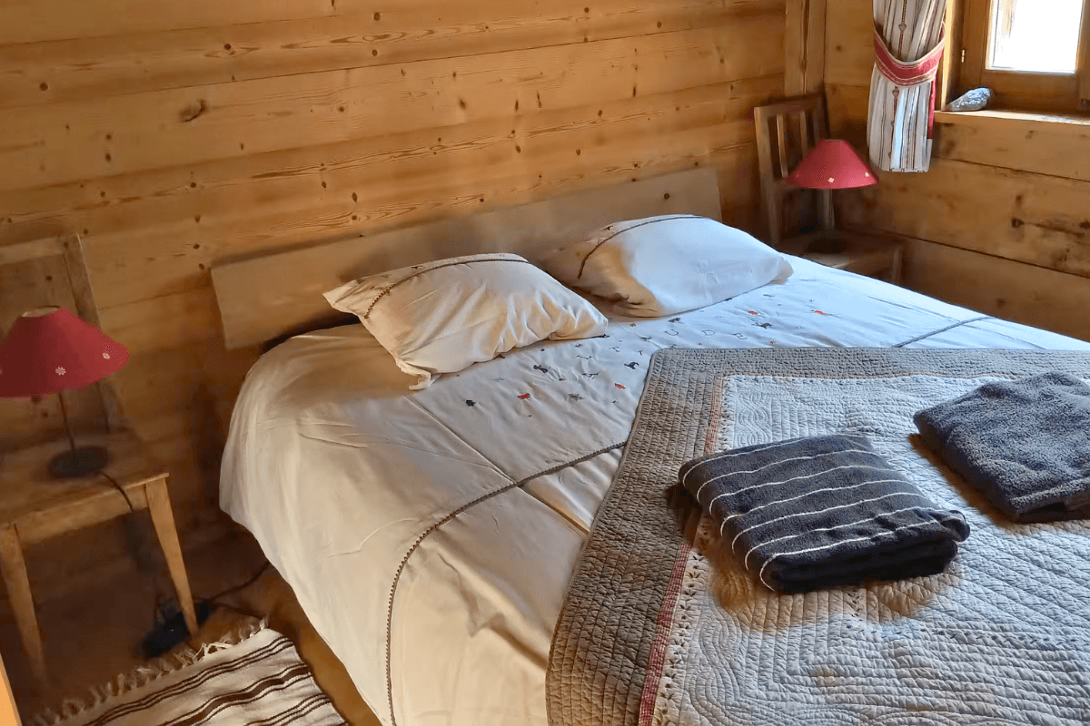 Standard Double Bedroom