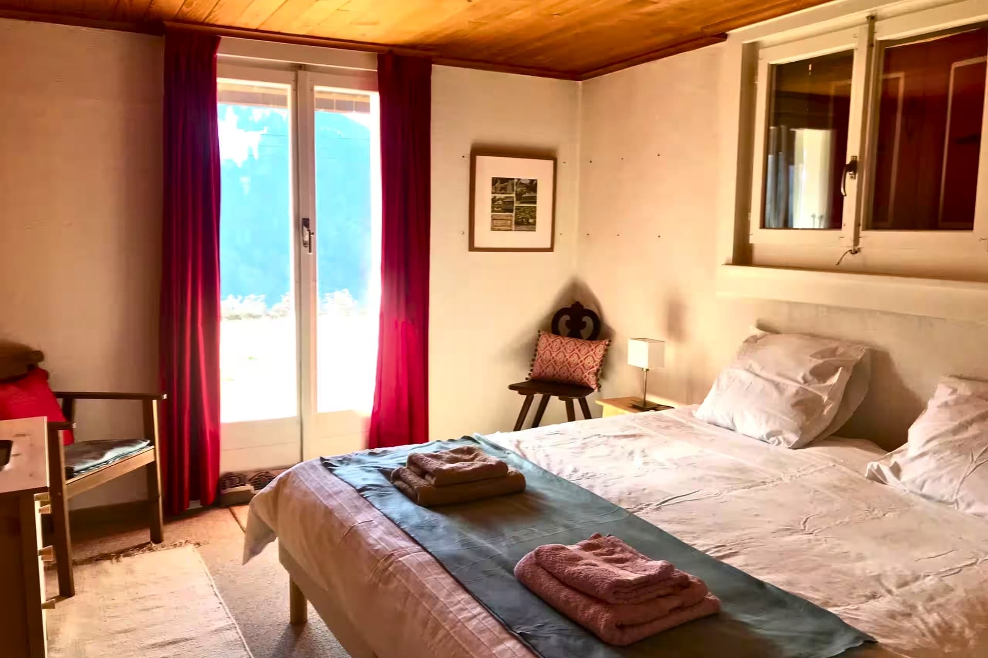 Twin Room, second view