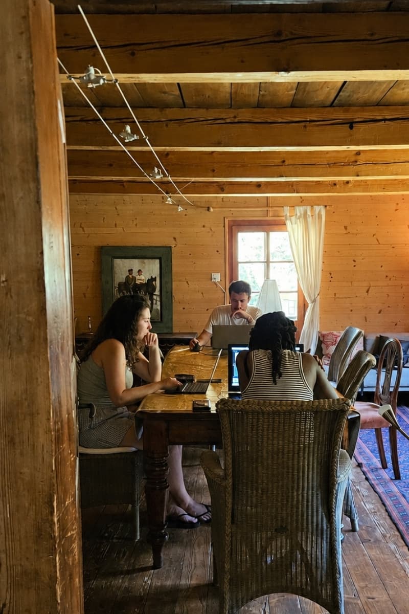 Shared table